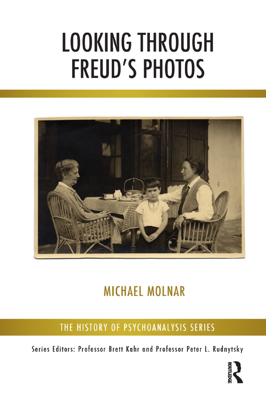 Looking Through Freud’s Photos