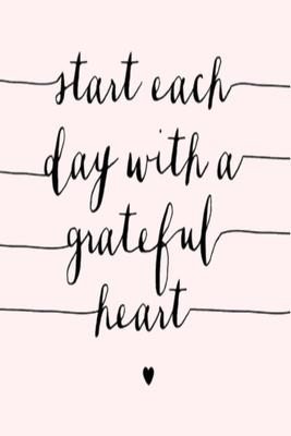 start each day with a grateful heart: Lined Notebook, 110 Pages -Inspirational Lettered Quote on Light Blush Pink Matte Soft Cover, 6X9 inch Journal